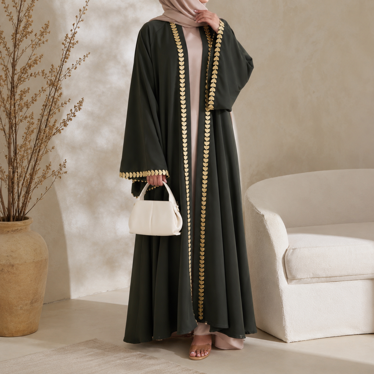 Heart Trim Open Abaya
