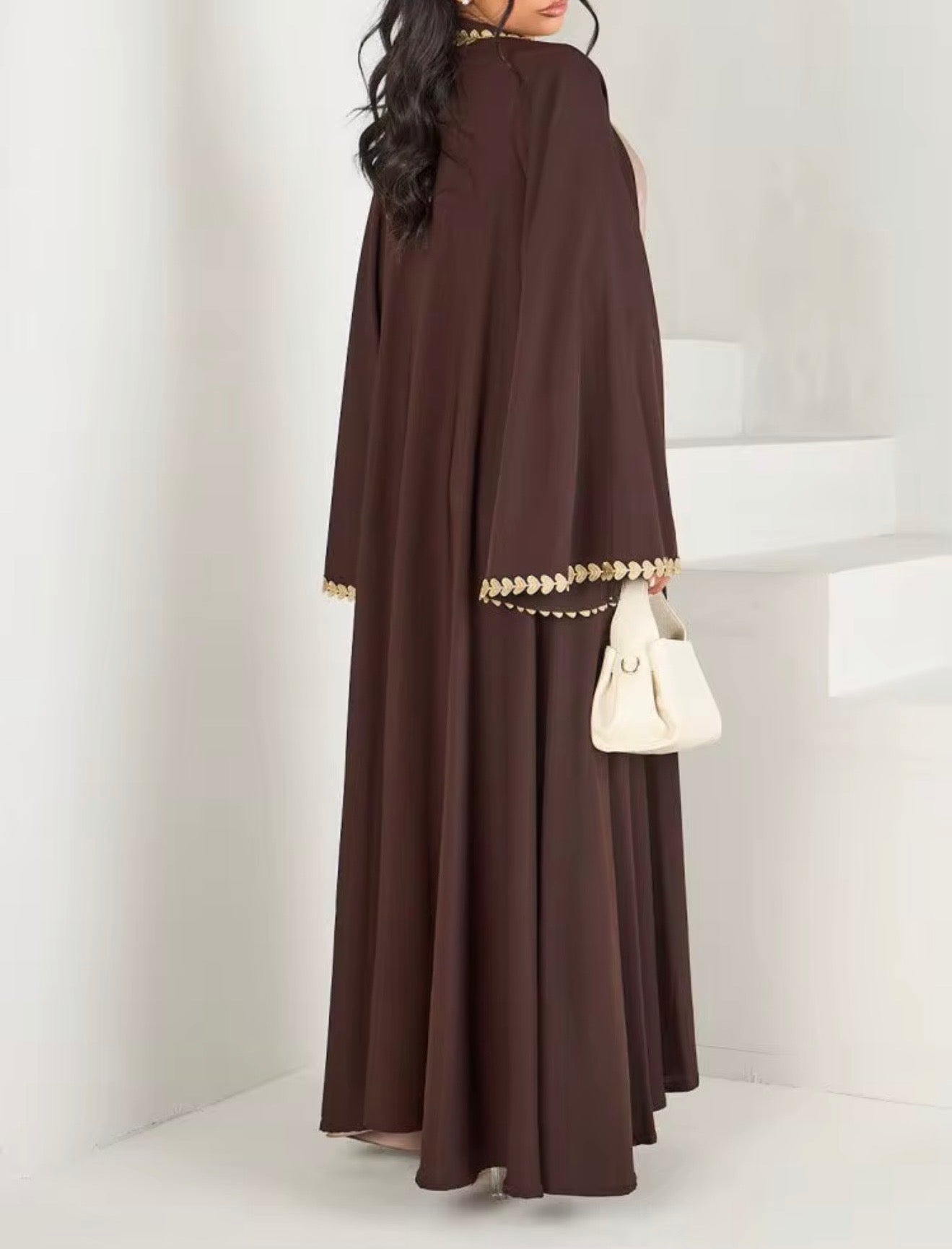 Heart Trim Open Abaya